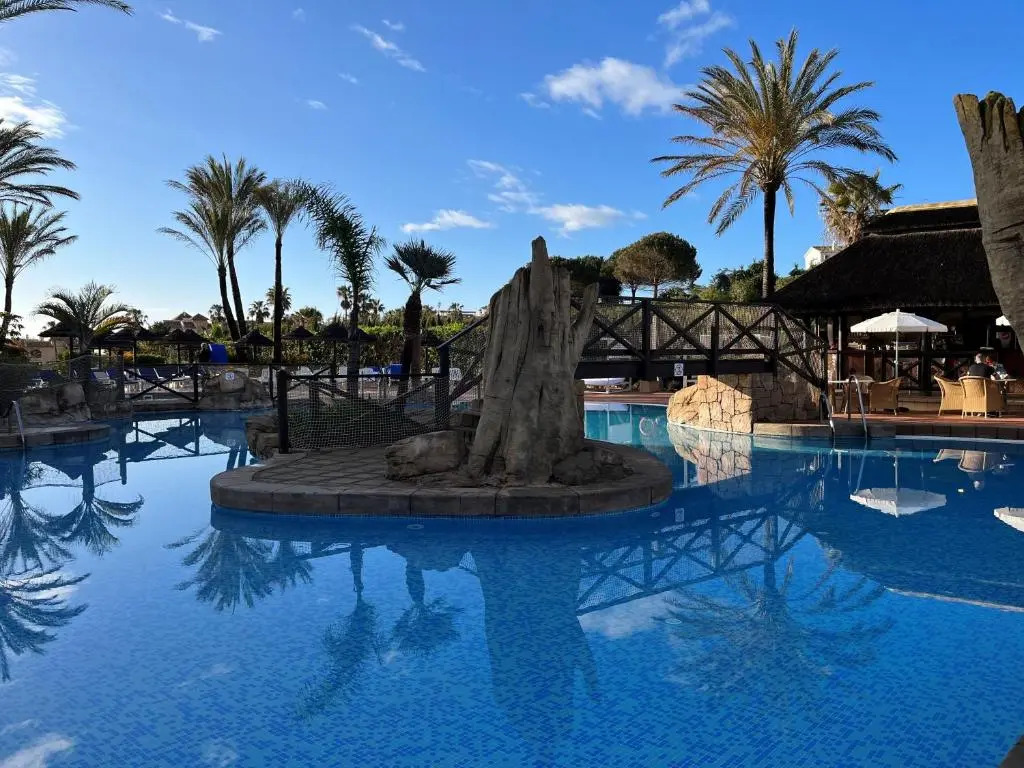 Fantástico Apartamento con vistas al mar zona Club la Costa Castillo Fuengirola