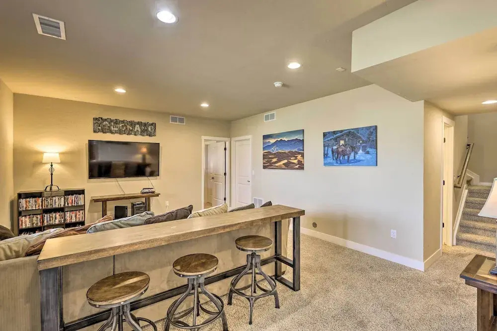 Deluxe Granby Ranch Hillside Home: Private Hot Tub