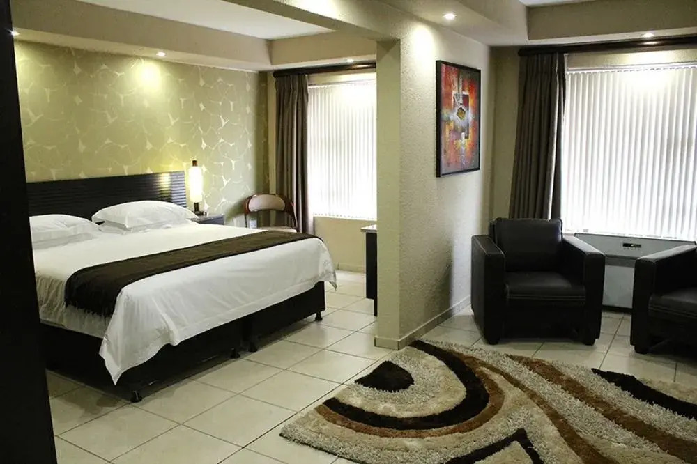 Desroches Hotel