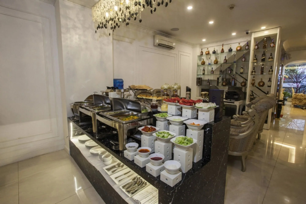 Golden Star Hotel