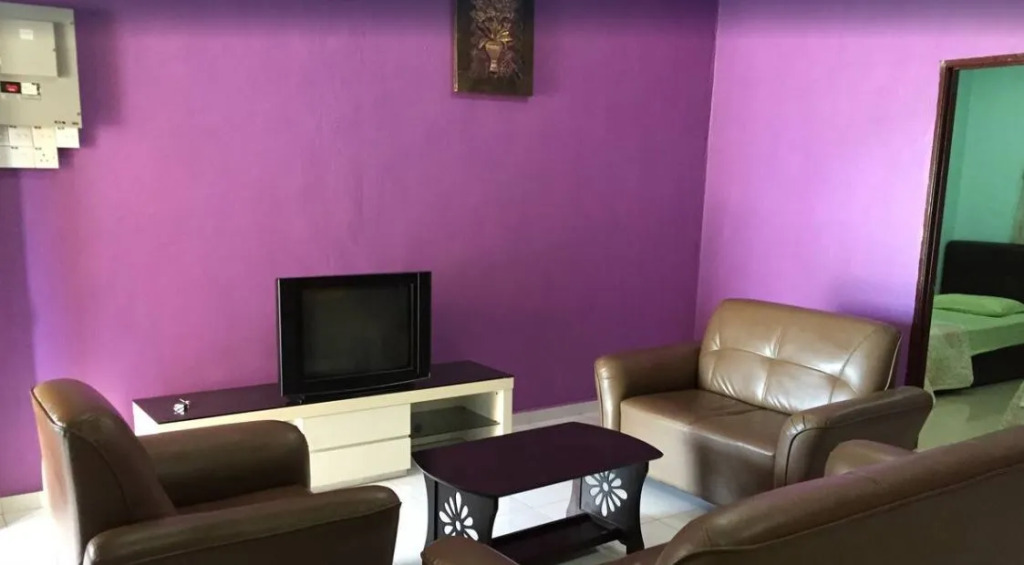 Zulina Homestay