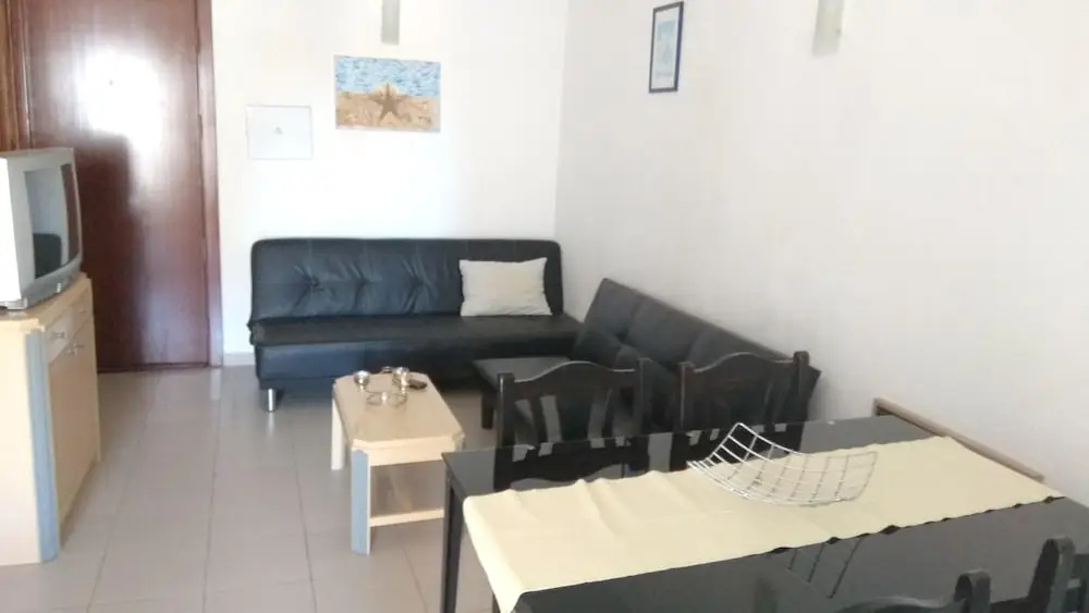 Apartment With one Bedroom in Portimão, With Wonderful City View and Enclosed Garden - 350 m From the Beach
