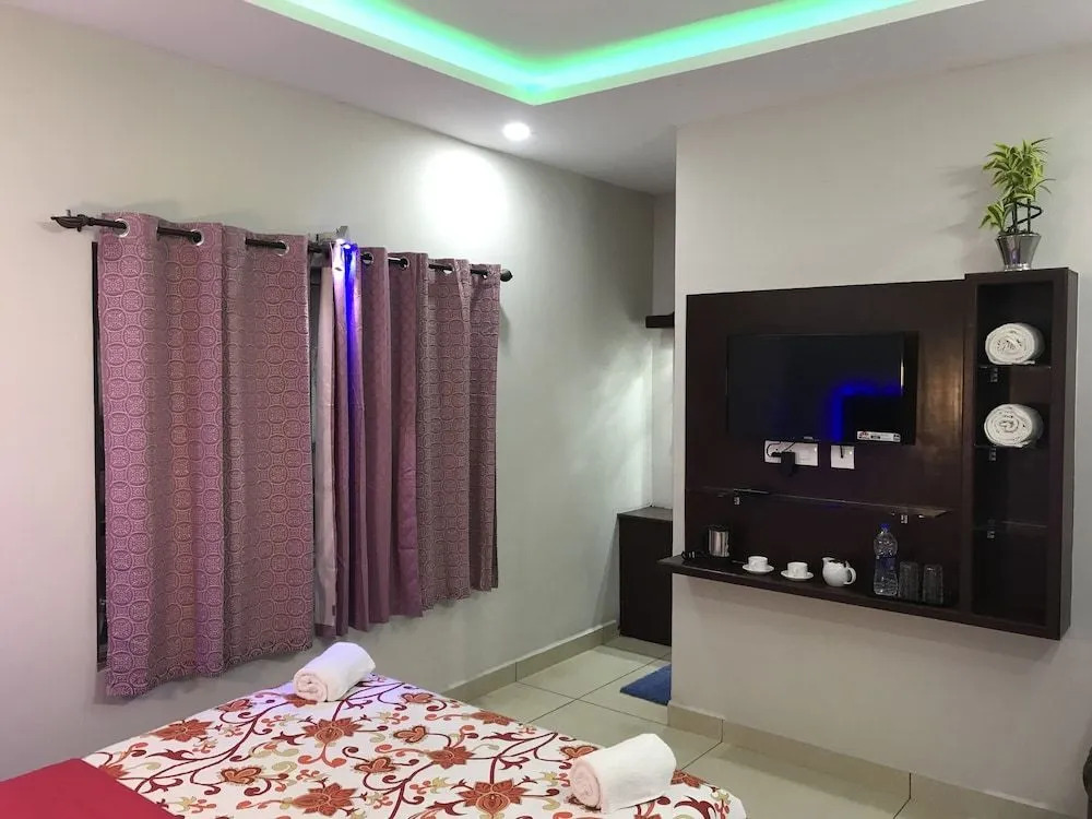 MehaKira Holiday Inn