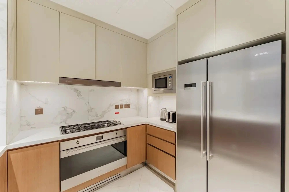 PVH - Address Opera 3BR
