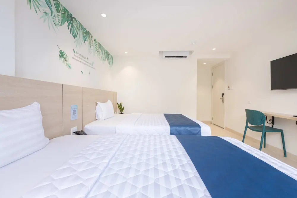 Bin Bin Hotel 18 - Near Thu Thiem Villa