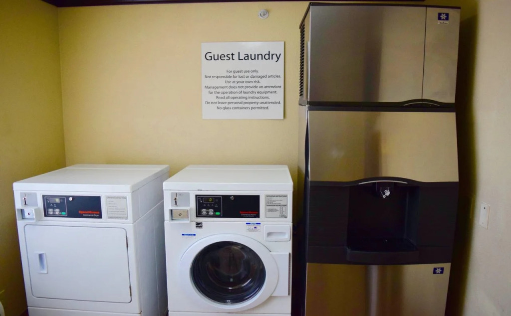 Holiday Inn Express & Suites San Antonio NW near SeaWorld by IHG