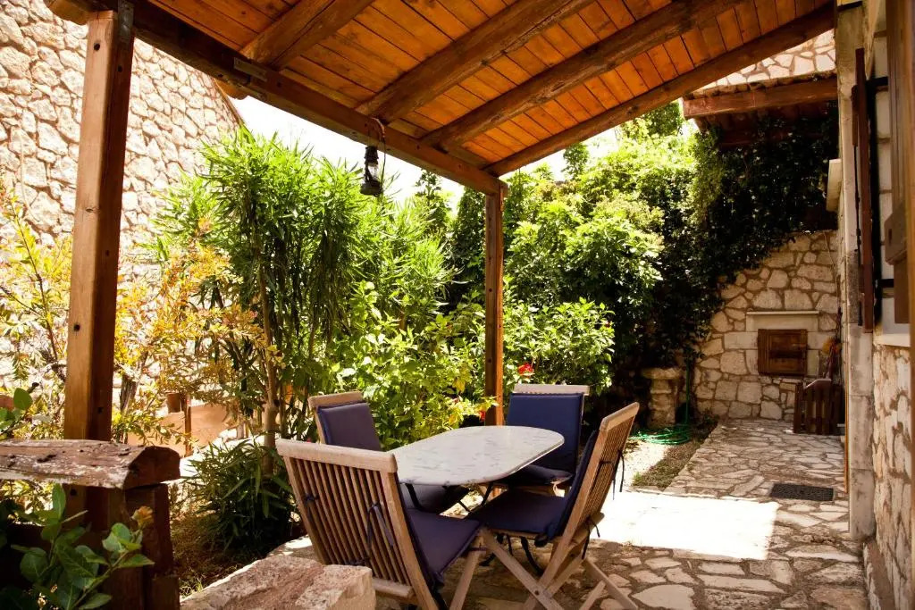 Tsivaras Villas