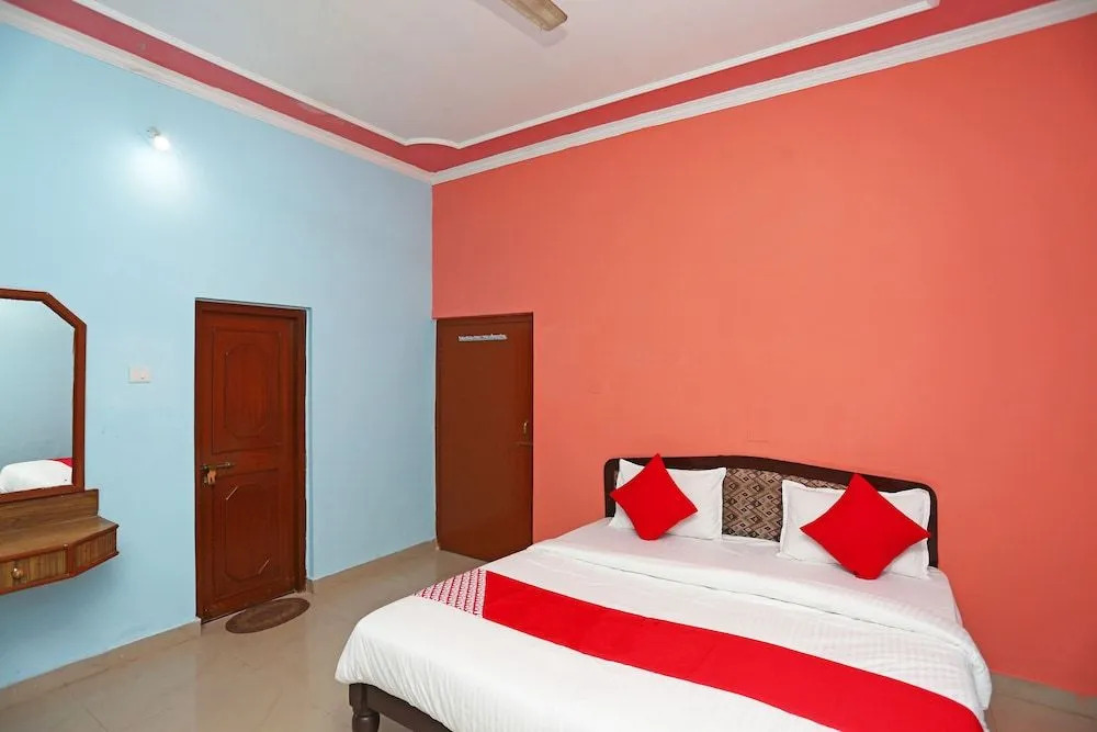 Oyo 29925 Hotel Green House