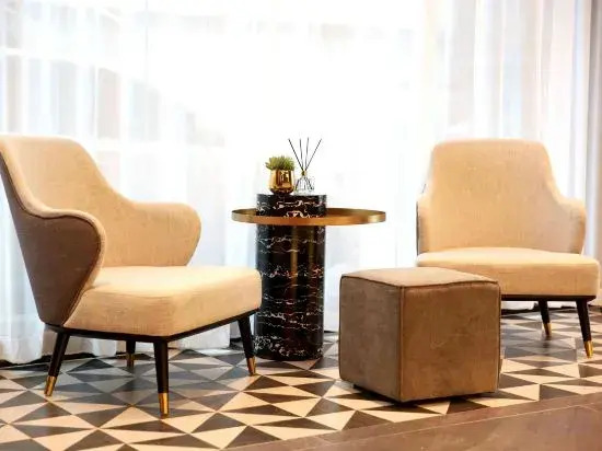 Homeinn Plus Hotel (Xuzhou Xinyi High-Speed Railway Station)