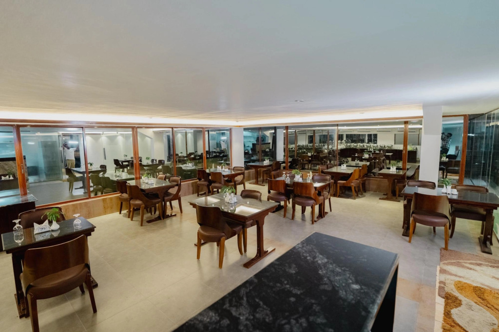 The Royal Garden Hotel Ltd.