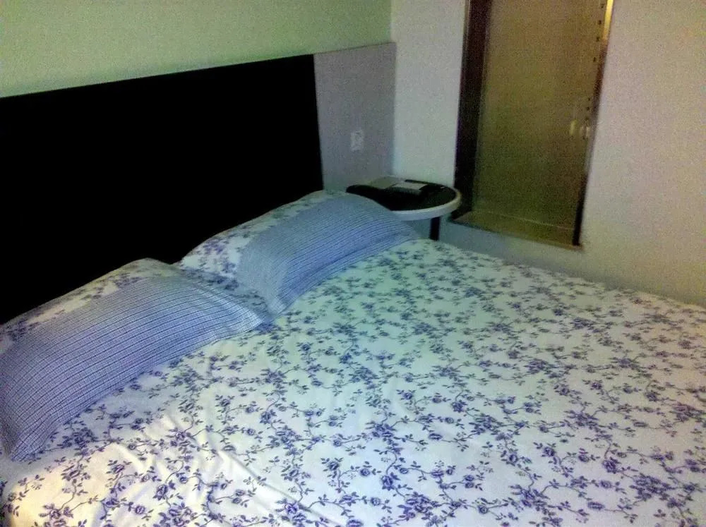 Motel 168