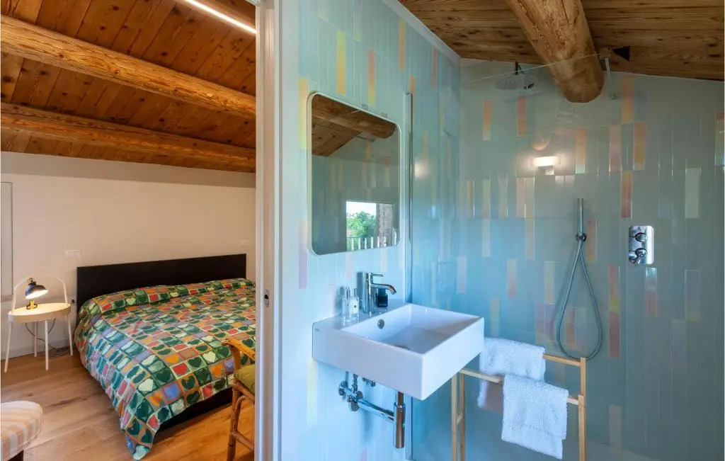 Beautiful Apartment In Mondolfo With 1 Bedrooms