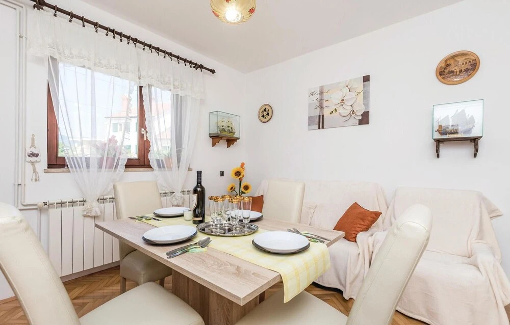 Awesome Home in Rubesi With Wifi and 2 Bedrooms