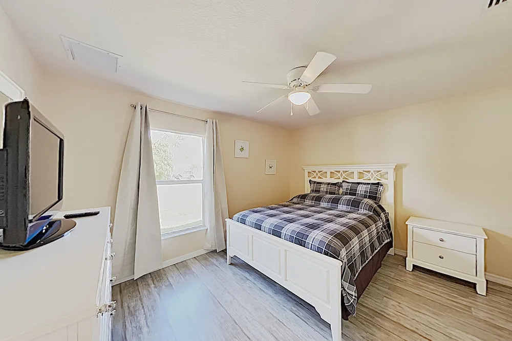 Charming Cape Coral Gem W/ Lanai & Pool 4 Bedroom Home