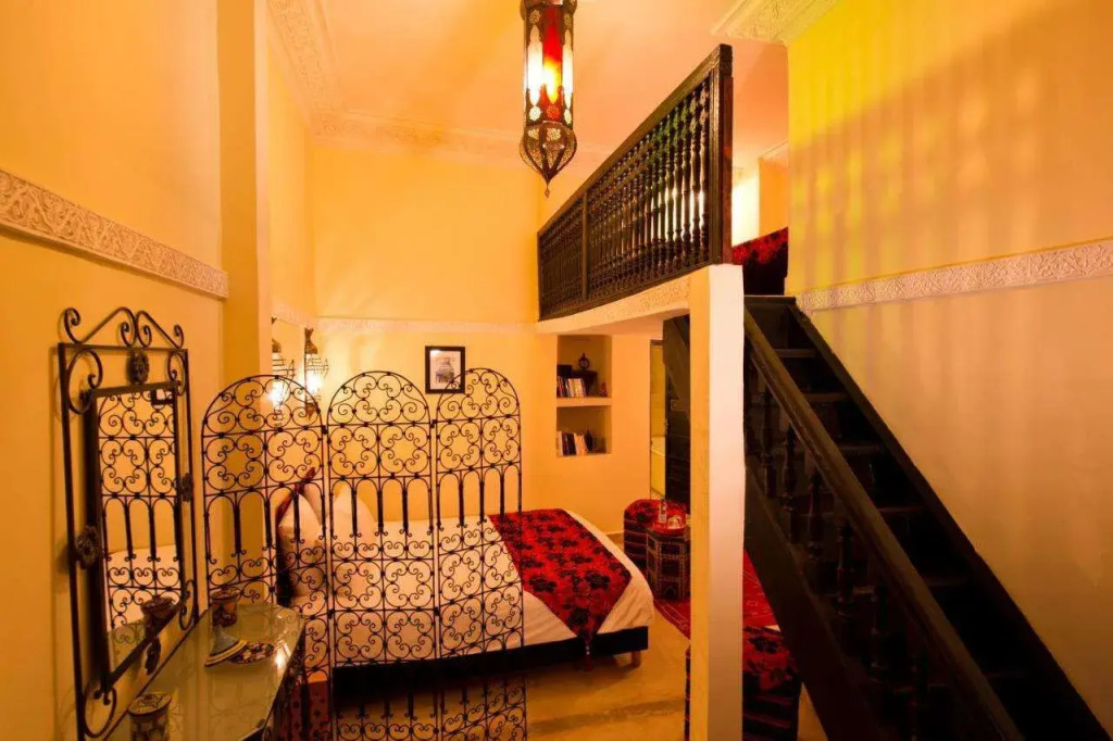Riad Signature