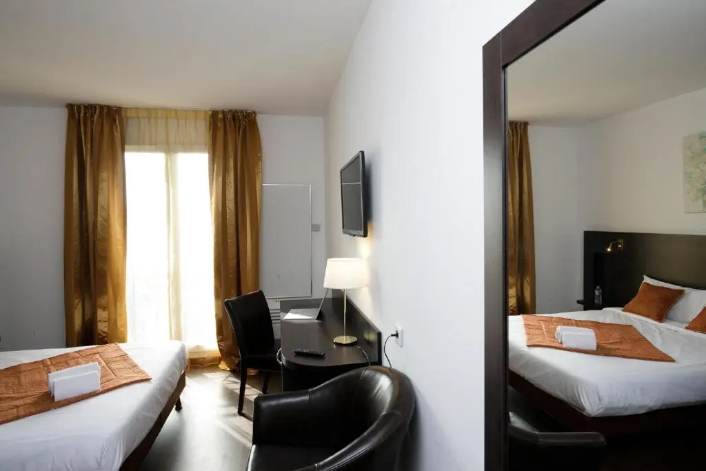 LEPI HOTEL