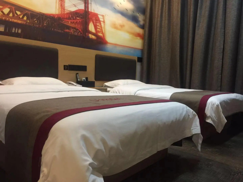 Thank Inn Plus Hotel Xufang Passenger Station