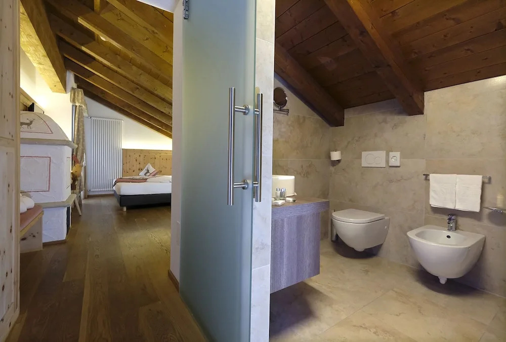 Hotel Shandranj