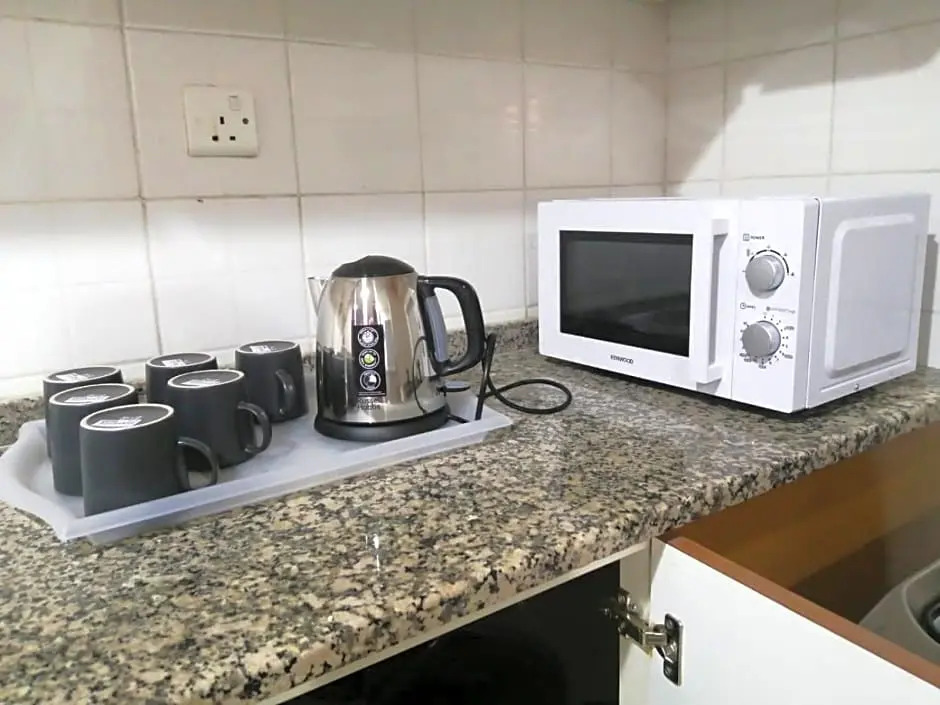 AlBarsha 1 Hostel by PHM