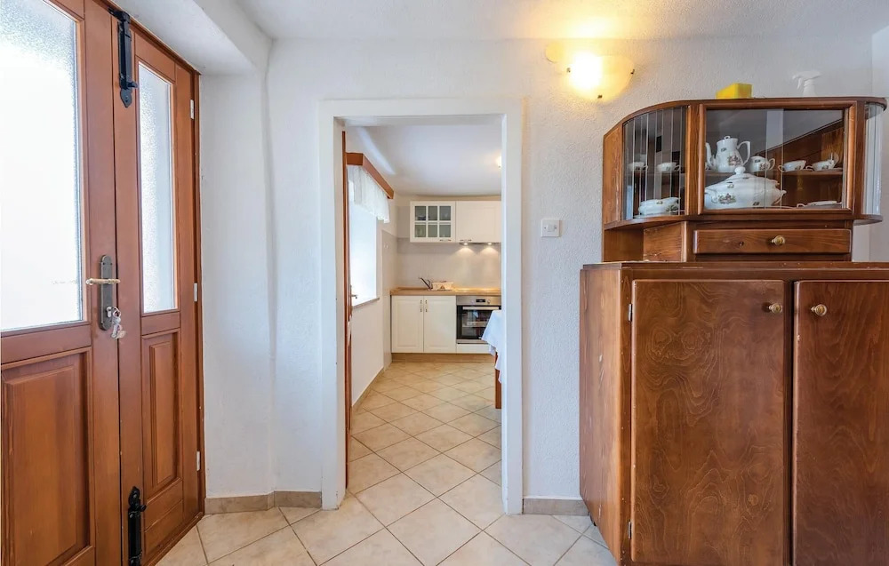 Amazing Home in Cere With Wifi and 2 Bedrooms