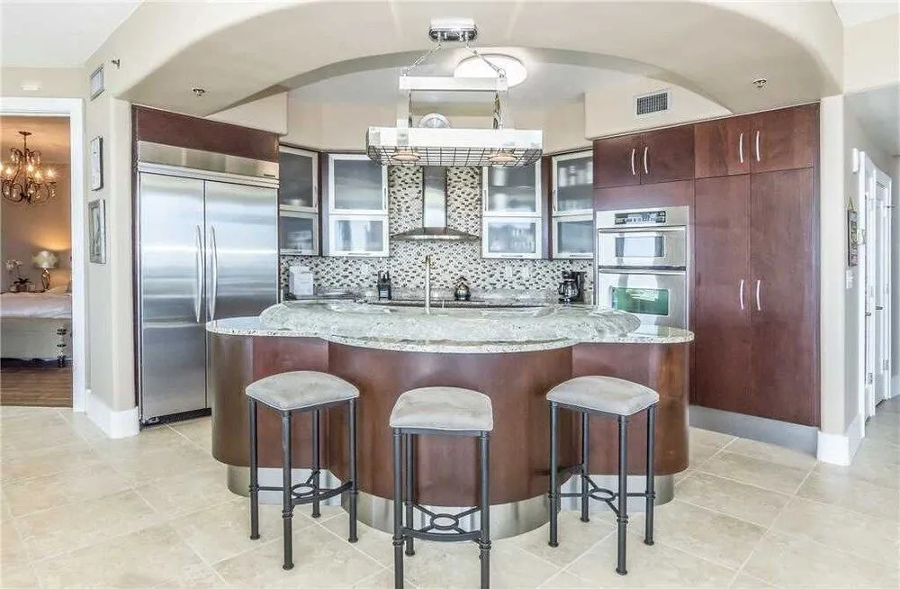Bella Luna 1001 - 3 Br condo by RedAwning