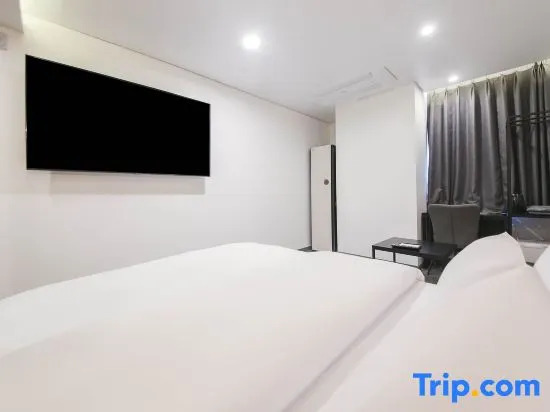Wall Hotel Cheonan Cheongsu