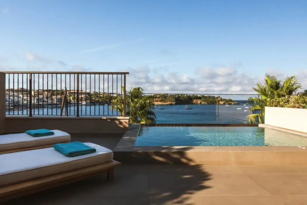 Castello Infinity Suites