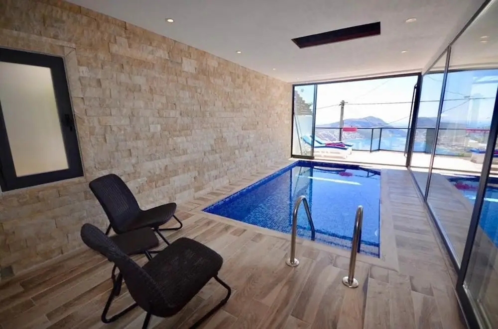 Villa Aura