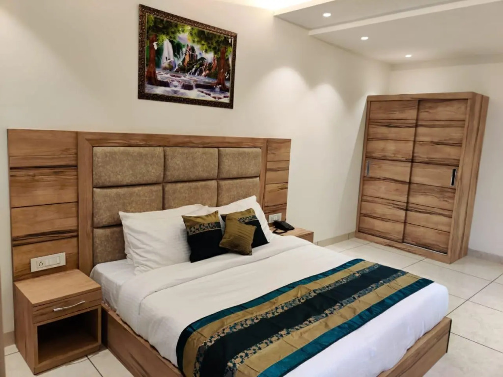 Hotel Exotic Near Golden Temple