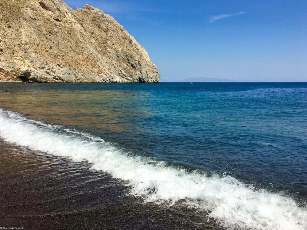 Captain Lazaros Detached Beach Villa and Suites