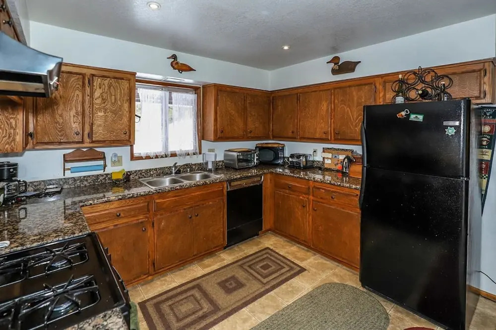 Serrano Cabin-1823 by Big Bear Vacations