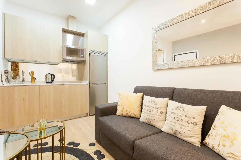 For You Rentals Puerta del Sol Apartments TEMPORAL PRE104B