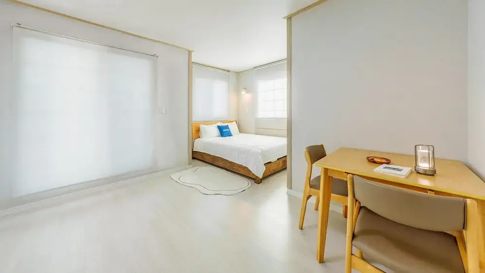 Geoje Peugeot Gomsol Petfriendly Pension