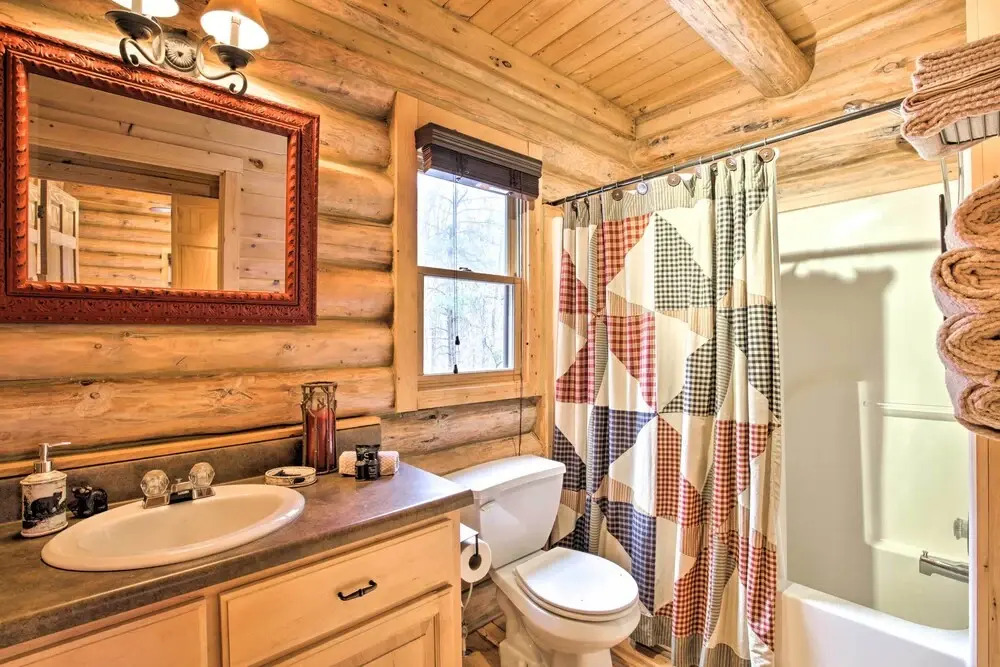 Lake Blue Ridge Cabin by the Chatahoochie Forest
