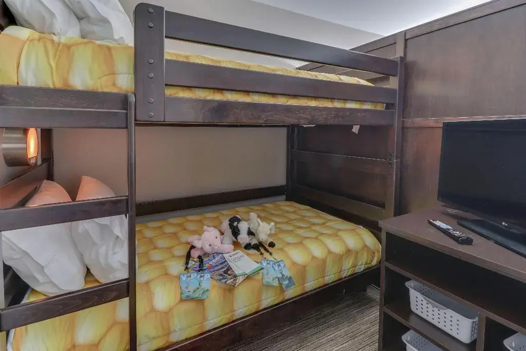 Holiday Inn Express & Suites - Union City by IHG