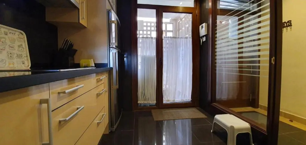 Luxury Beach Front Penthouse with own pool.BP9