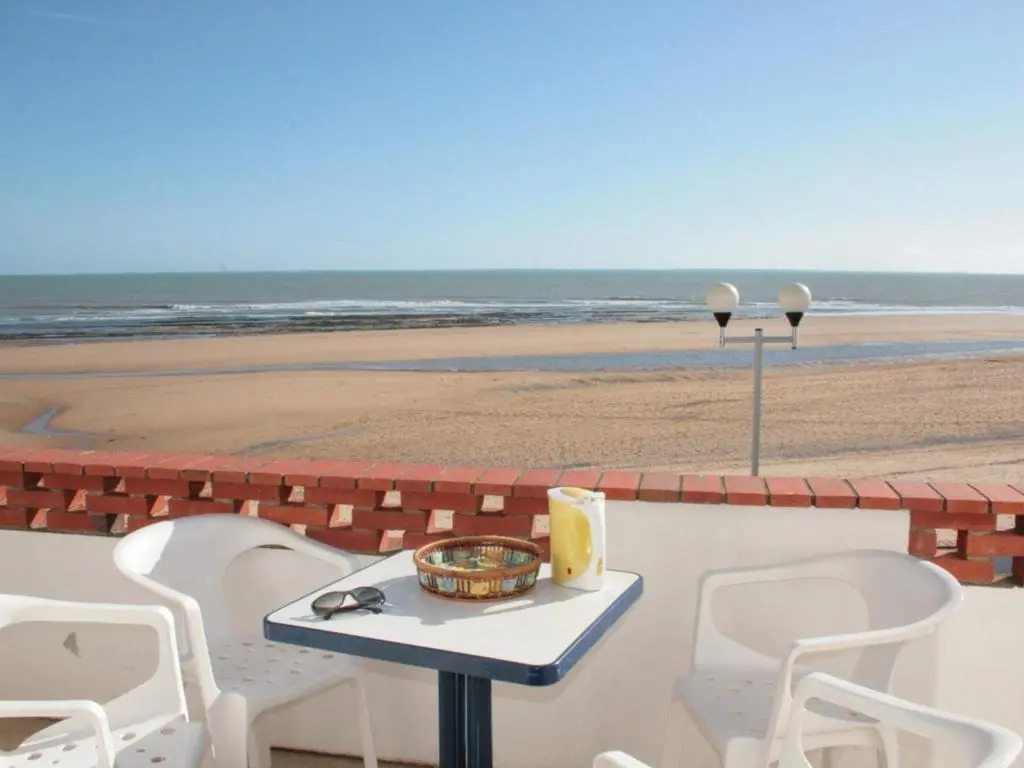 Appartement La Tranche-sur-Mer, 3 pièces, 4 personnes - FR-1-22-167