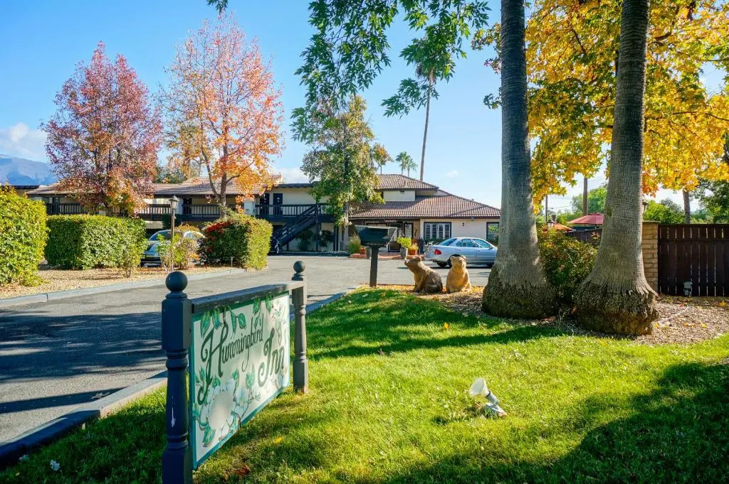 Hummingbird Inn