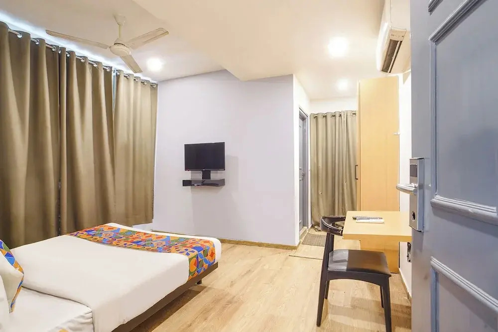FabHotel Cinco - Nr Secunderabad Railway Station, Yashoda Hospital