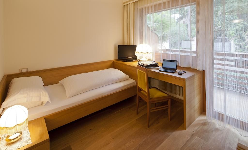 Hotel Aurora