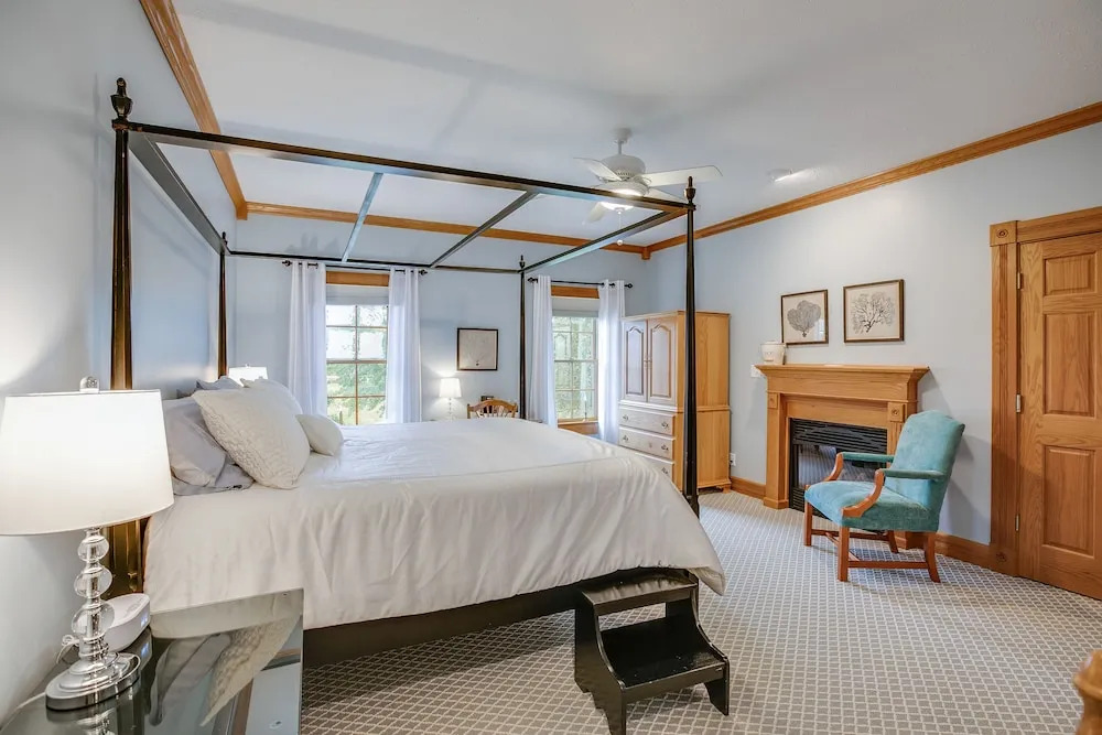 Biddle Point Inn & Event Venue