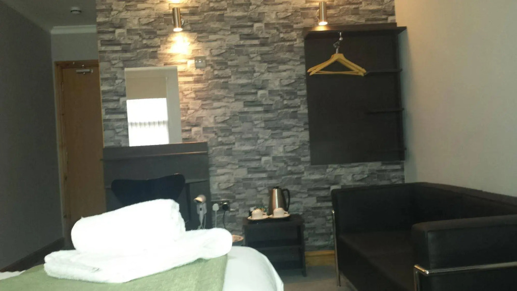 Epsilon Hotel