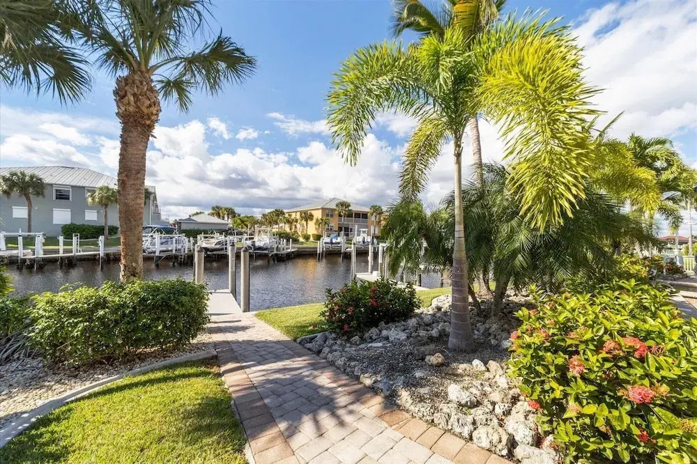 Punta Gorda 3-Bedroom Canalfront Vacation Condo with Dock 3 Condo