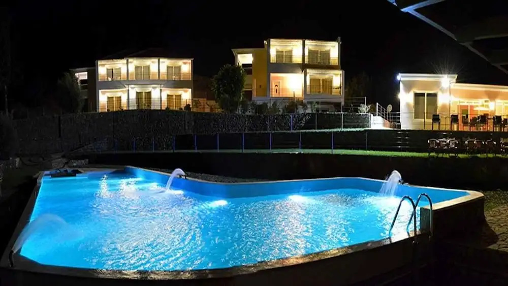Hotel Theasis