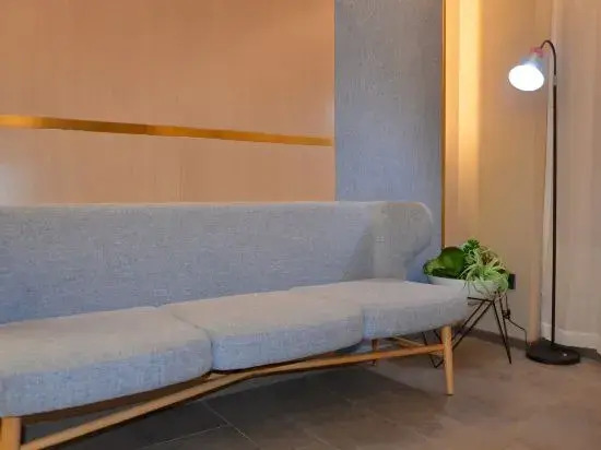 Homeinn · neo Hotel (Lanzhou High-Speed Railway West Station Old Street)