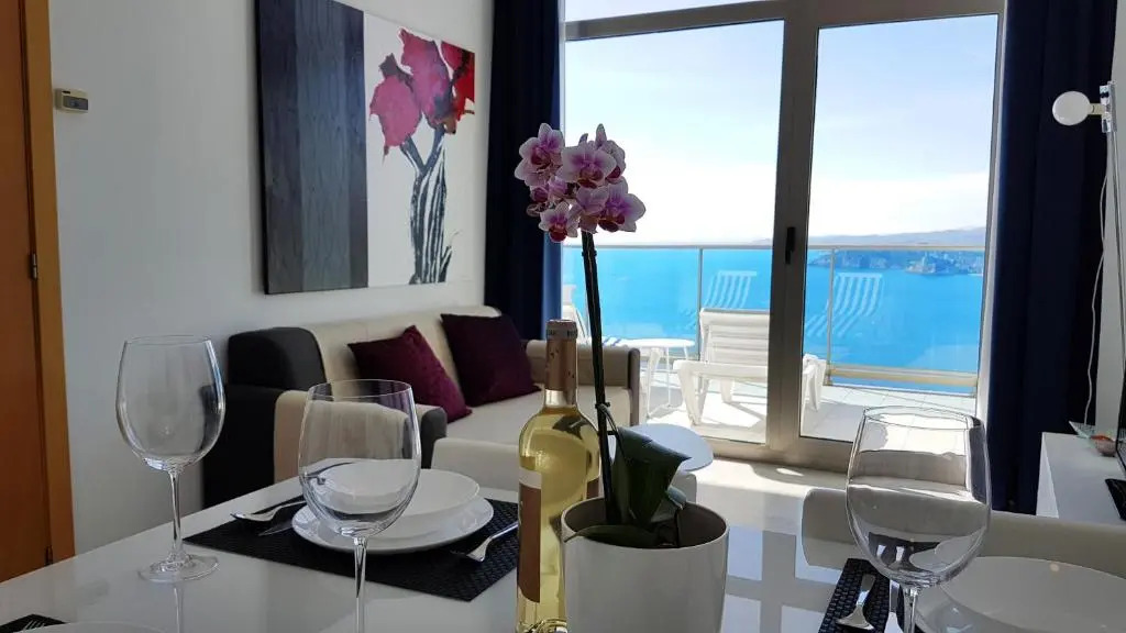 Luxury apartment on the 40th floor with amazing views