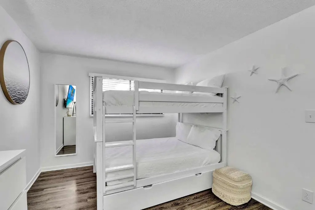 Queens Grant 763, 2 Bedrooms, Pool Access, WiFi, Sleeps 4
