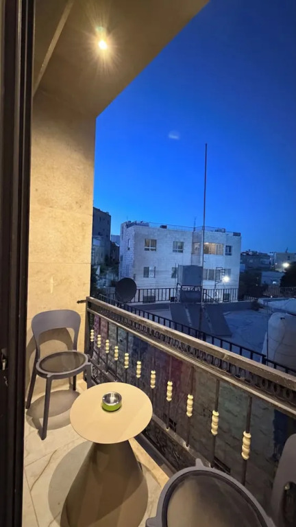 313 Tara-jre Jabal Al Lweibdeh With Stunning View
