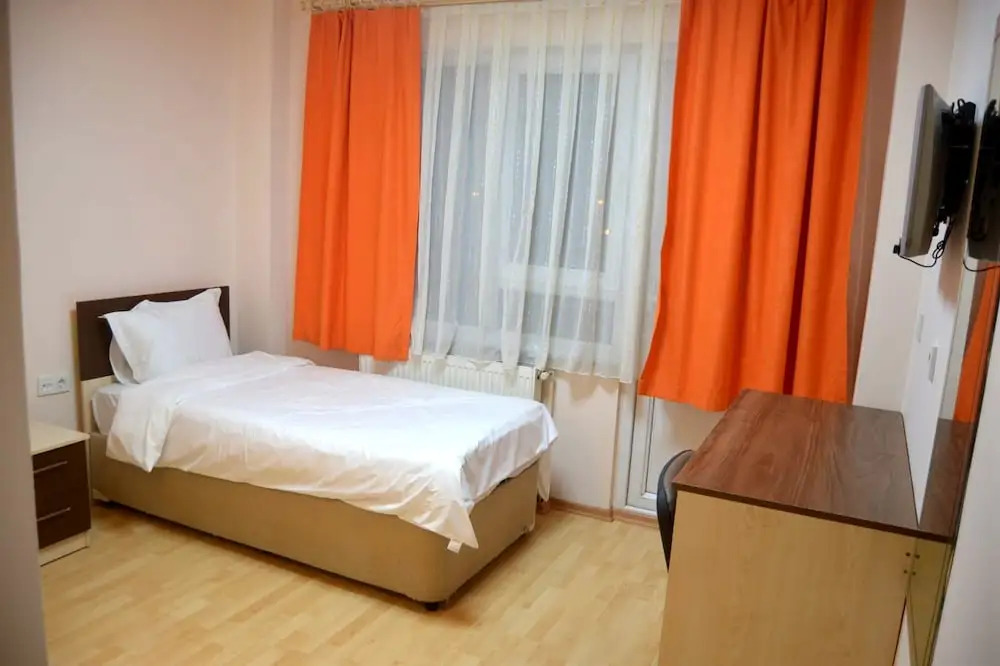 Yilton Otel