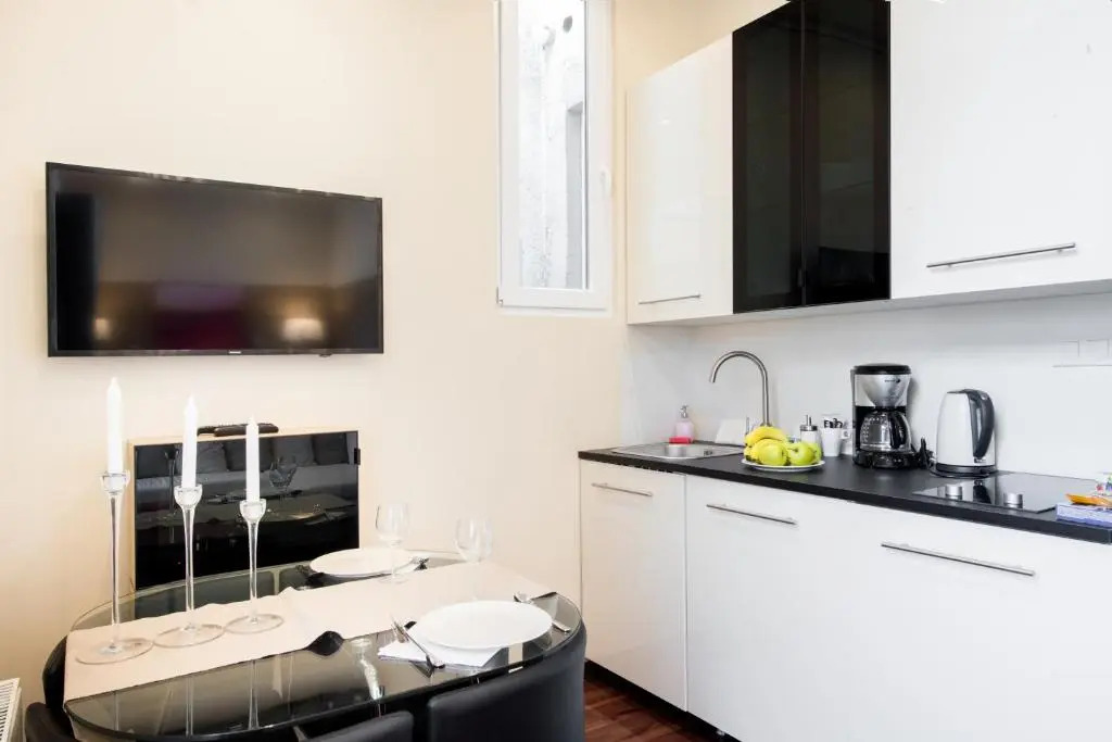Dfive Apartments - Little Boss